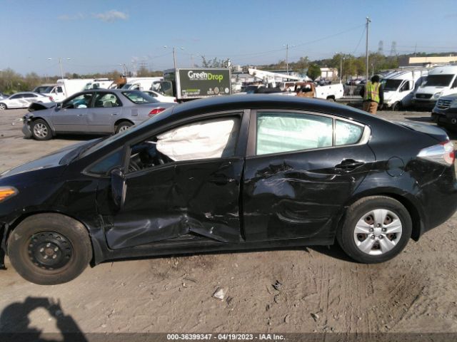 KNAFK4A68E5237244 KIA FORTE LX