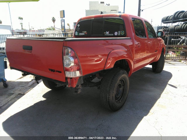 Toyota TACOMA 2015 5TFLU4EN6FX133312 Image 4