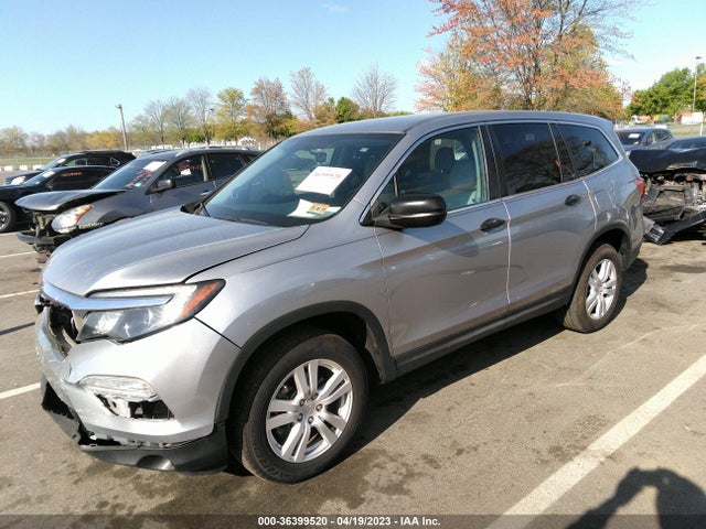 Honda PILOT LX 2017 5FNYF6H16HB053557 Image 2