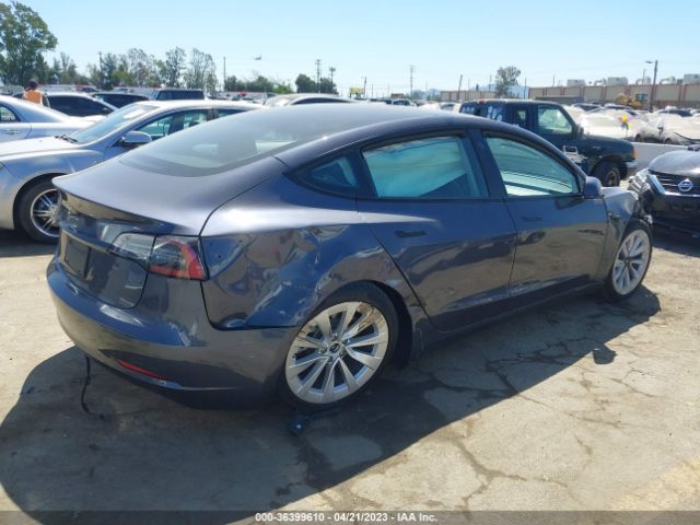 5YJ3E1EAXPF498578 Tesla MODEL 3