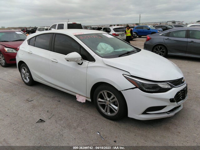 2018 3G1BE6SM7JS550117 main image