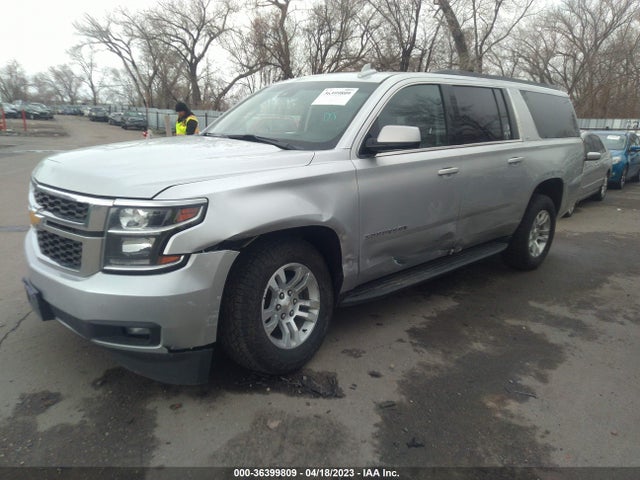 Chevrolet Suburban Lt 2018 1GNSKHKC8JR181362 Image 2
