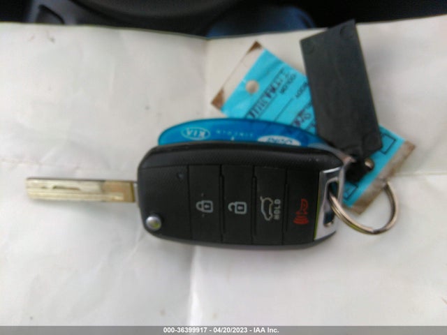 KIA SORENTO LX 2016 5XYPG4A37GG030062 Image 3