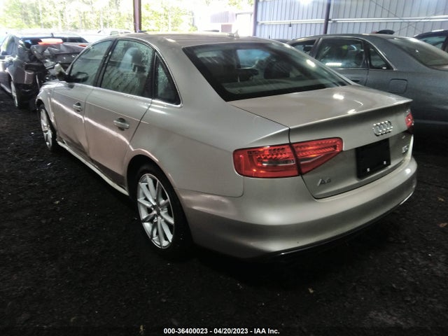 WAUFFAFLXFN032530 Audi A4 Premium Plus