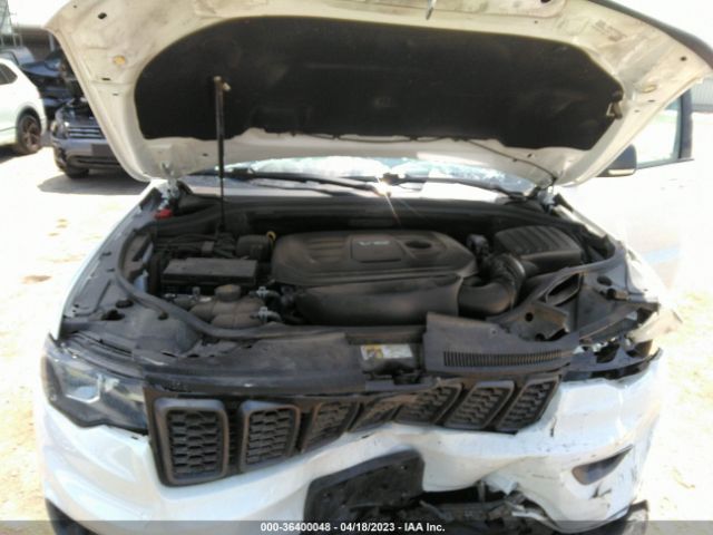 1C4RJFLG4JC166358 Jeep Grand Cherokee Trailhawk