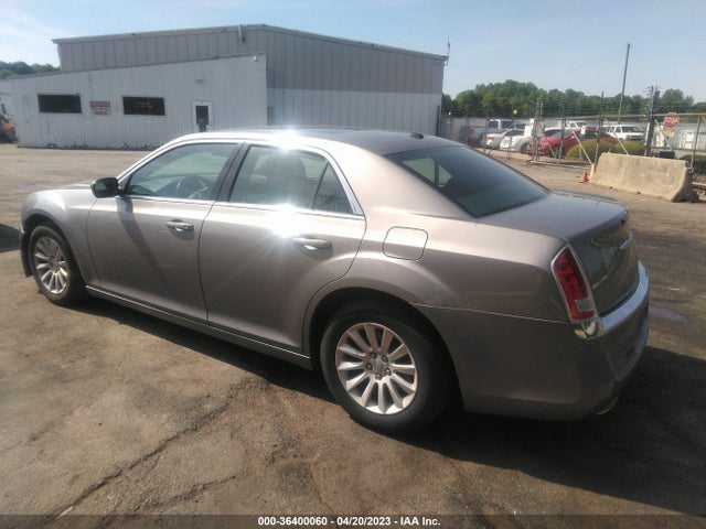 2C3CCAAG5EH263131 Chrysler 300