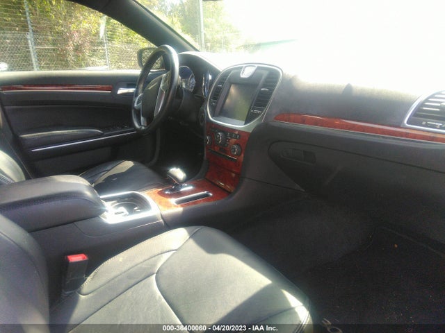2C3CCAAG5EH263131 Chrysler 300