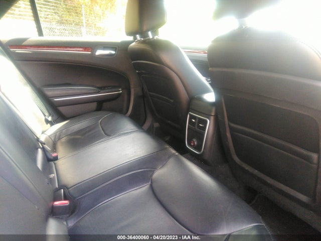 2C3CCAAG5EH263131 Chrysler 300