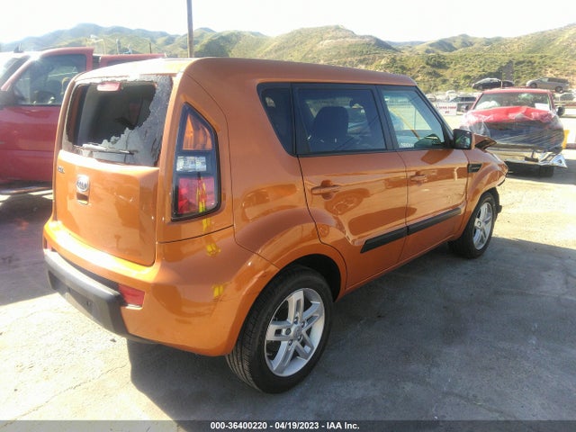 2011 KIA SOUL VIN: KNDJT2A26B7307299