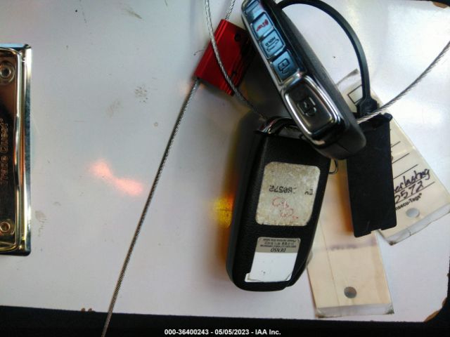 5XXG14J28NG160572 KIA K5 LXS