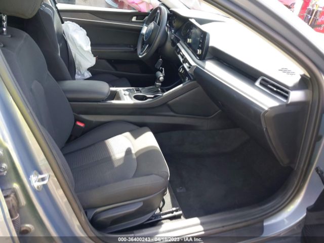 5XXG14J28NG160572 KIA K5 LXS