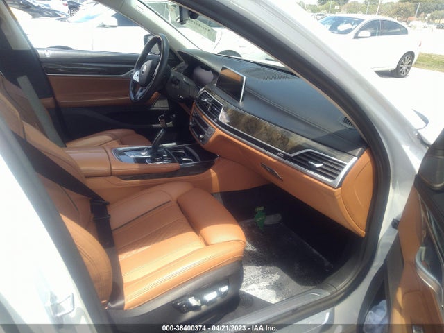 BMW 7 Series 740i 2021 аукцион фото