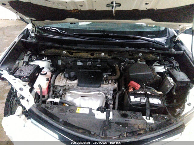 Toyota RAV4 LE 2017 JTMBFREV0HJ118457 Image 11