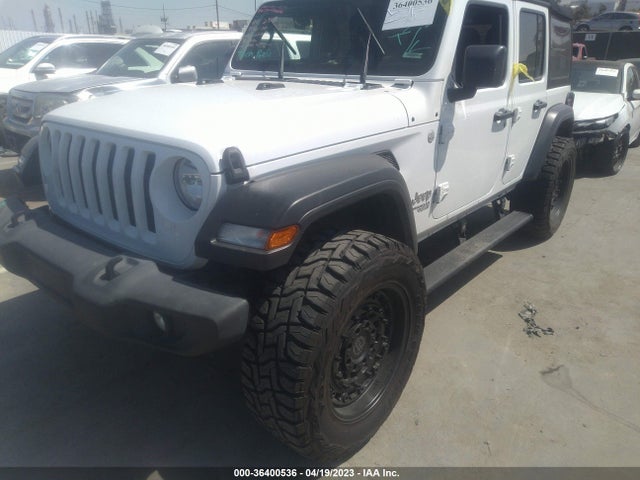 1C4HJXDN5JW206119 Jeep Wrangler Unlimited Sport S