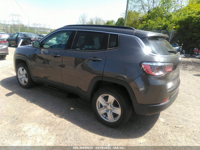 3C4NJDBB5NT106348 Jeep Compass Latitude