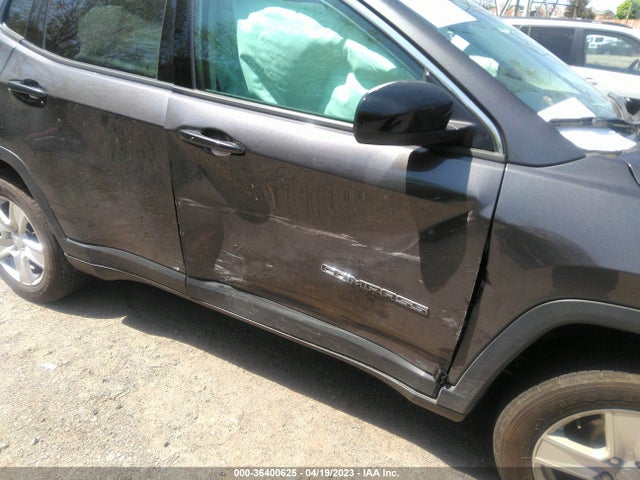 3C4NJDBB5NT106348 Jeep Compass Latitude