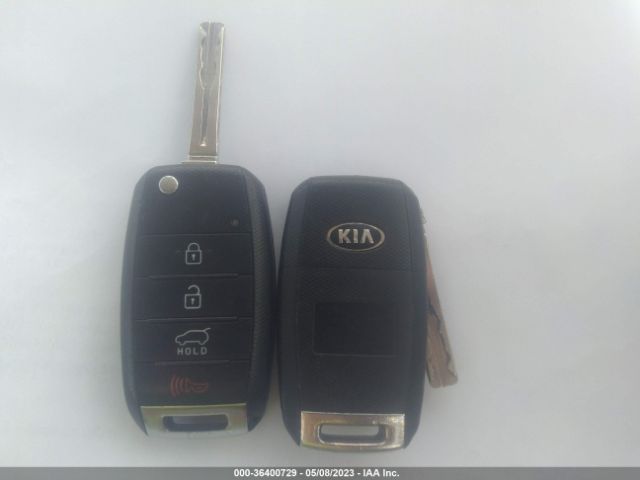 KNDJN2A22F7120786 KIA Soul Base