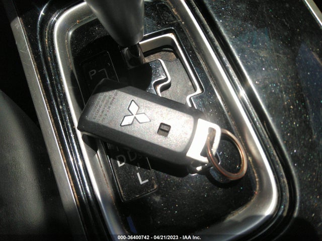 JA4AZ3A38KZ040565 Mitsubishi Outlander Es/se/sel/le