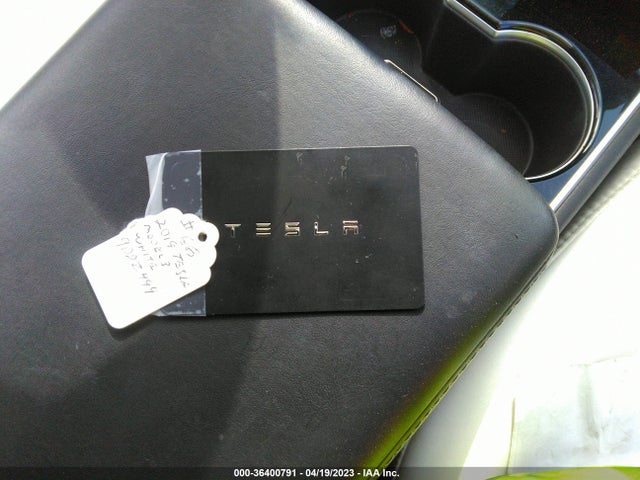 Tesla Model 3 Long Range/performance 2019 5YJ3E1EB8KF494692 Image 3