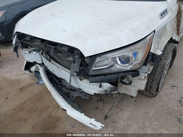 1G4GB5G35GF106467 Buick Lacrosse Leather