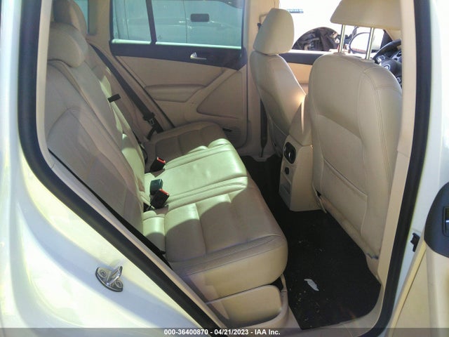 WVGVV7AX7HK020852 Volkswagen Tiguan Sel