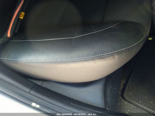 3KPF34AD2ME411181 KIA Forte Gt-line