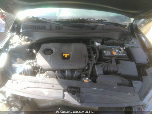 3KPF54AD7NE490603 KIA Forte Gt-line