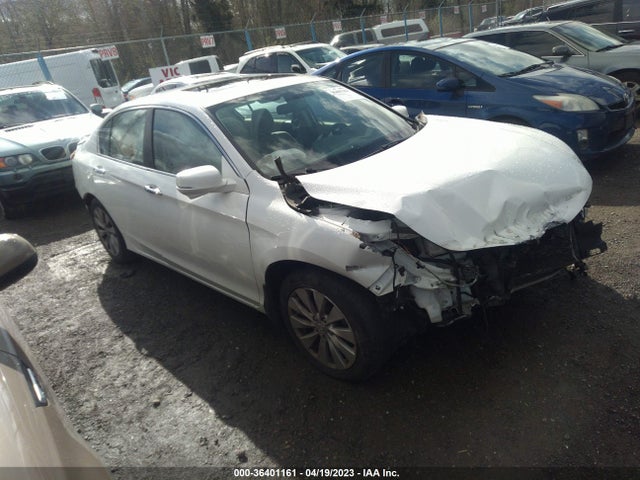 2014 1HGCR2F77EA120724 main image