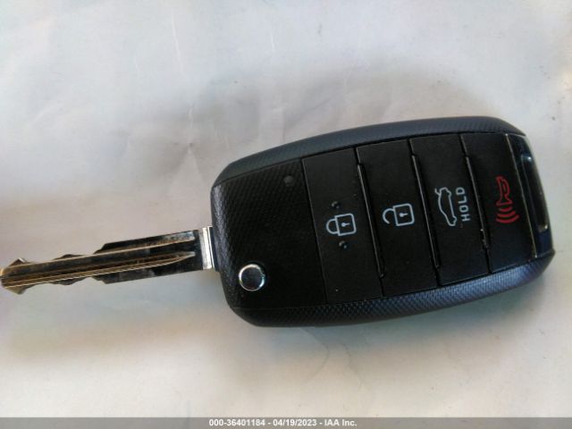3KPFK4A77HE120534 KIA FORTE LX