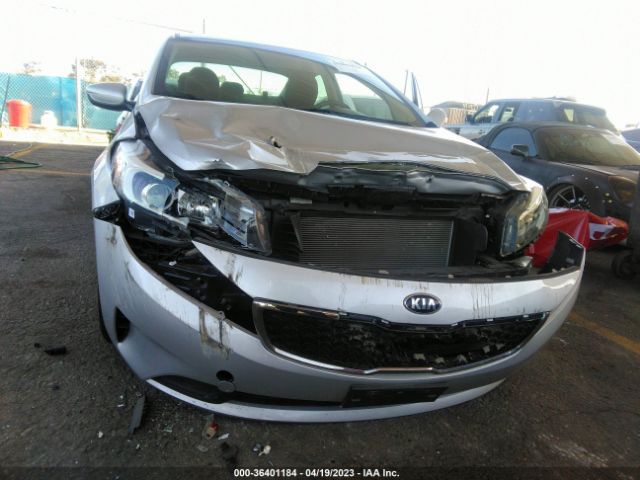 3KPFK4A77HE120534 KIA FORTE LX