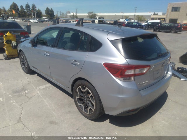 4S3GTAA65J3700675 Subaru Impreza