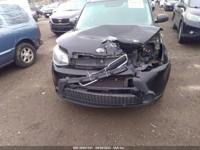 KNDJN2A2XE7021731 KIA Soul Base