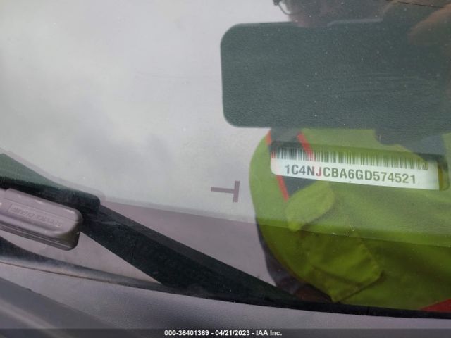 1C4NJCBA6GD574521 Jeep Compass Sport