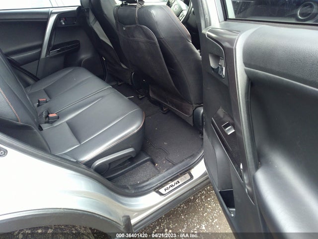 Toyota RAV4 SE 2018 JTMJFREV2JJ191282 Image 10