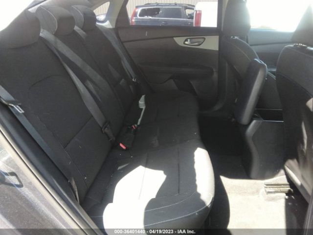 3KPF24AD3ME408373 KIA Forte Lxs