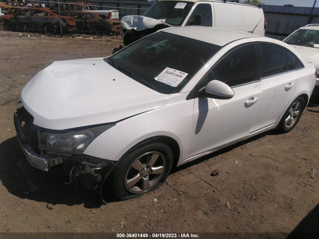 Chevrolet Cruze 1lt 2014 1G1PC5SB3E7260434 Image 2