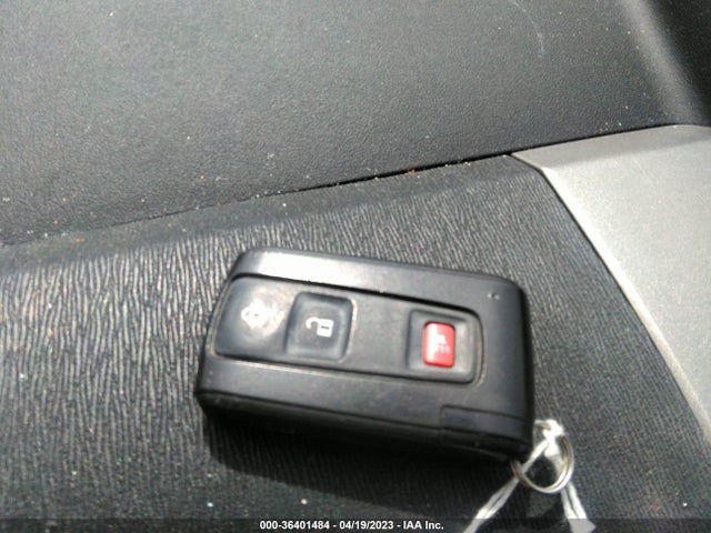 2008 TOYOTA PRIUS VIN: JTDKB20UX83320552