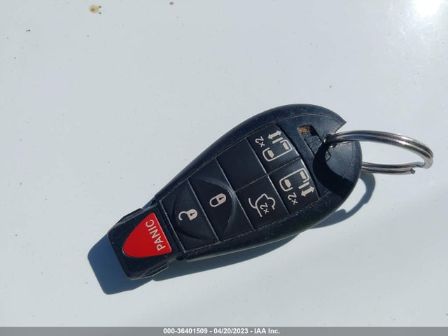 2C4RC1BG9ER293845 Chrysler Town & Country Touring