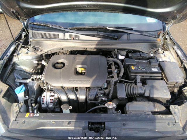 3KPF24AD5ME287037 KIA Forte Lxs