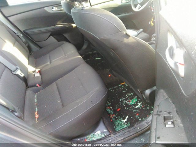 3KPF24AD5ME287037 KIA Forte Lxs