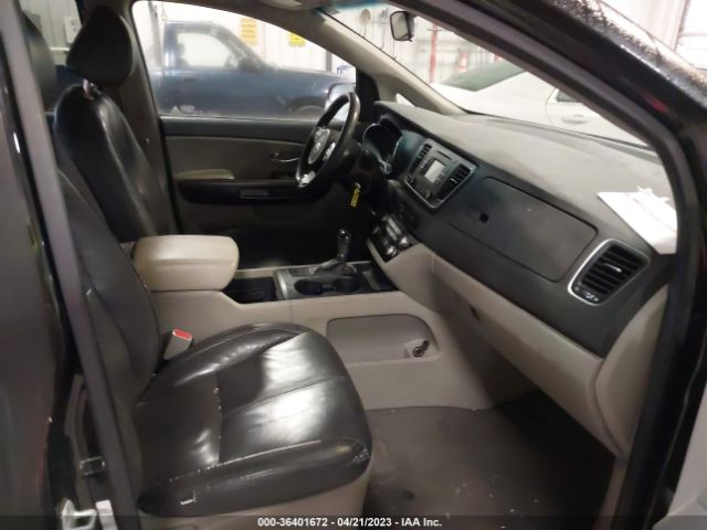 KNDMB5C1XG6176137 KIA SEDONA LX