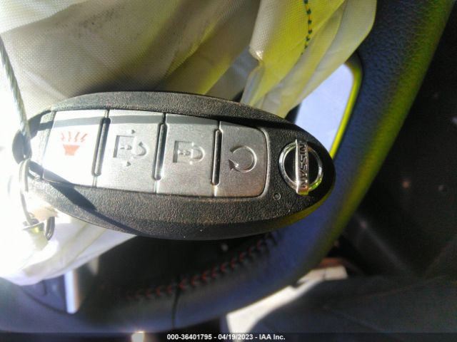 3N1CP5CU0KL556337 Nissan KICKS SR