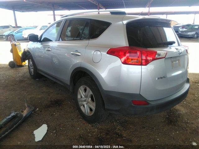 Toyota RAV4 LE 2015 JTMZFREVXFD080679 Image 5