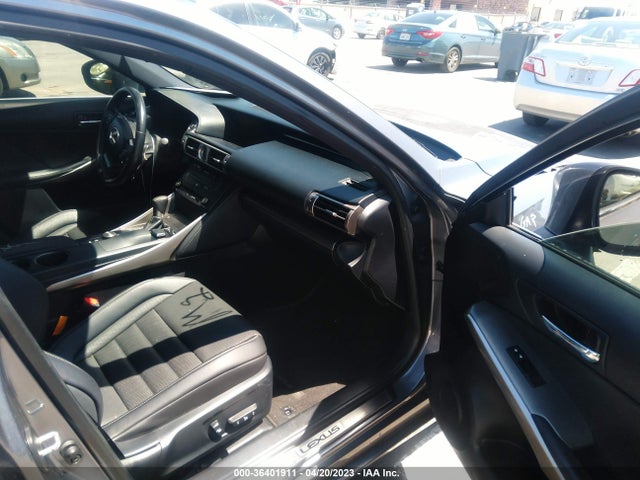 JTHBA1D2XG5032523 Lexus IS 200T