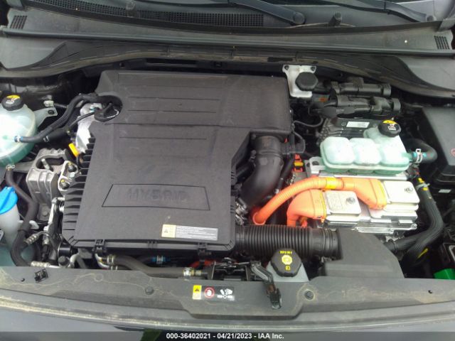 KNDCB3LC1K5239755 KIA NIRO LX