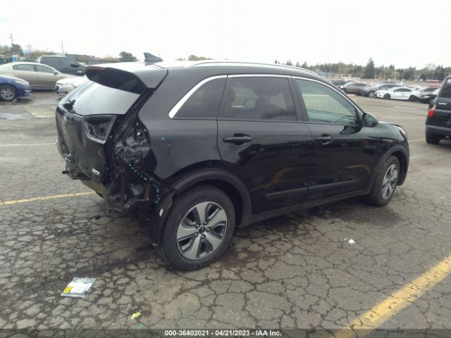 KNDCB3LC1K5239755 KIA NIRO LX