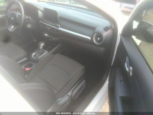 3KPF24AD5ME306847 KIA Forte Lxs