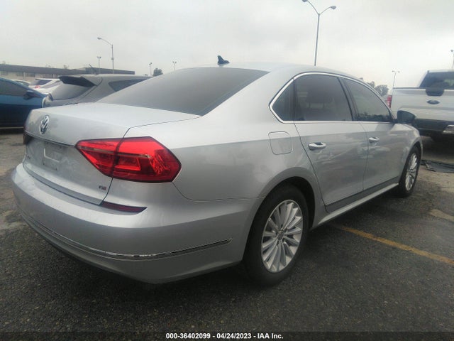 1VWBT7A38GC046182 Volkswagen Passat 1.8t Se W/technology