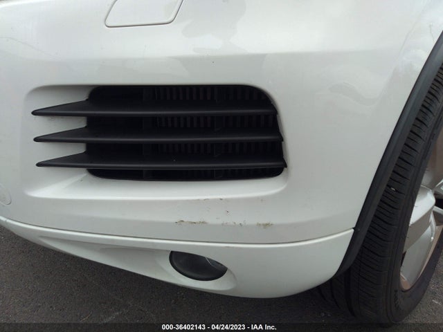 WVGEP9BP0ED011267 Volkswagen Touareg Lux
