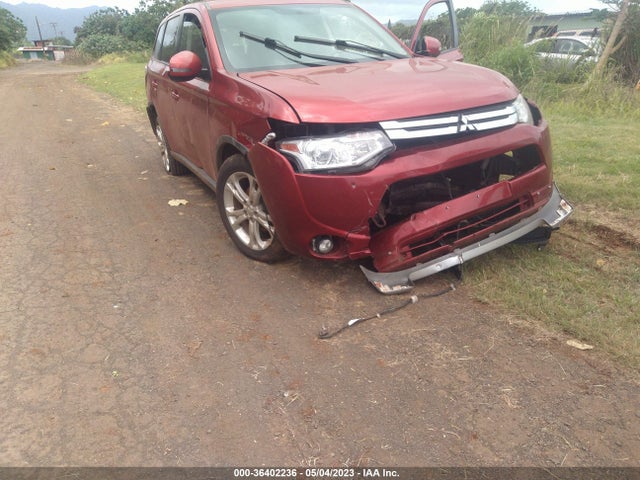 JA4AD3A31FZ006861 Mitsubishi Outlander Se